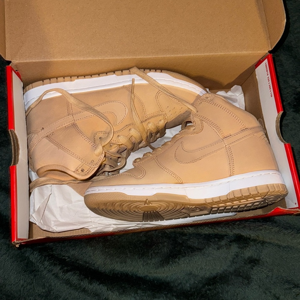 Nike dunk high premium VACHETTA TAN